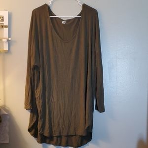 Womans quarter sleeve shirt